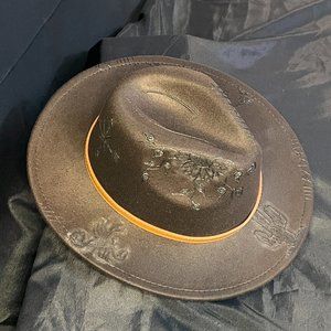 brown western hat